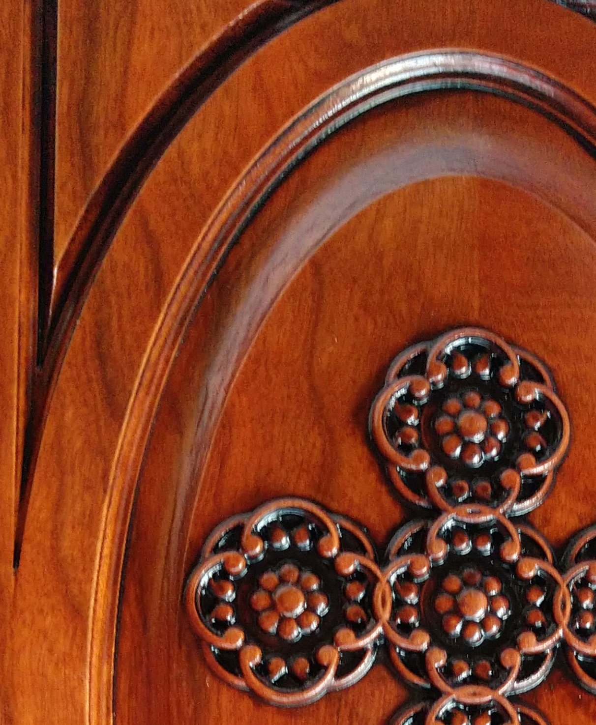 Floral Celtic Cross Urn